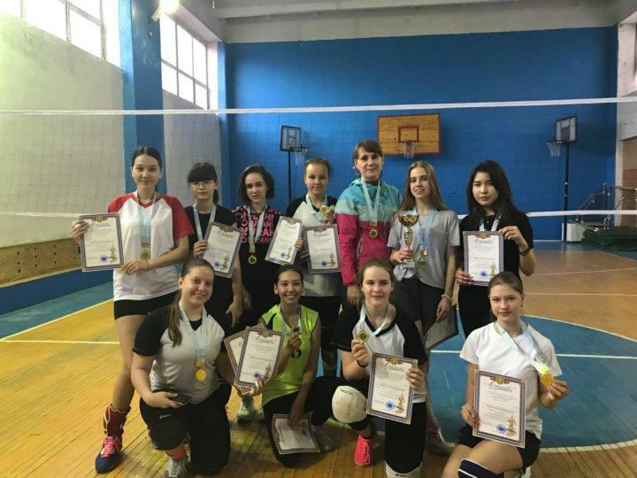 Городские соревнования по волейболу