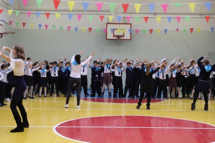 Торжественное принятие в ряды РОО ЕДЮО «Жас Ұлан»